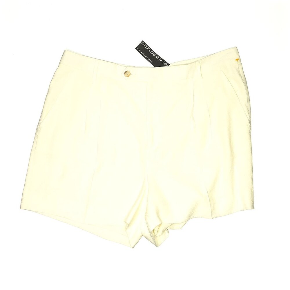 NWT Banana Republic Ivory Rayon Blend Fully-Lined Pleated-Front Shorts Size 18